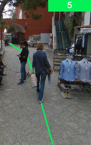 포인트 3: 건너기 전 도로에서 계단이 끝나는 지점