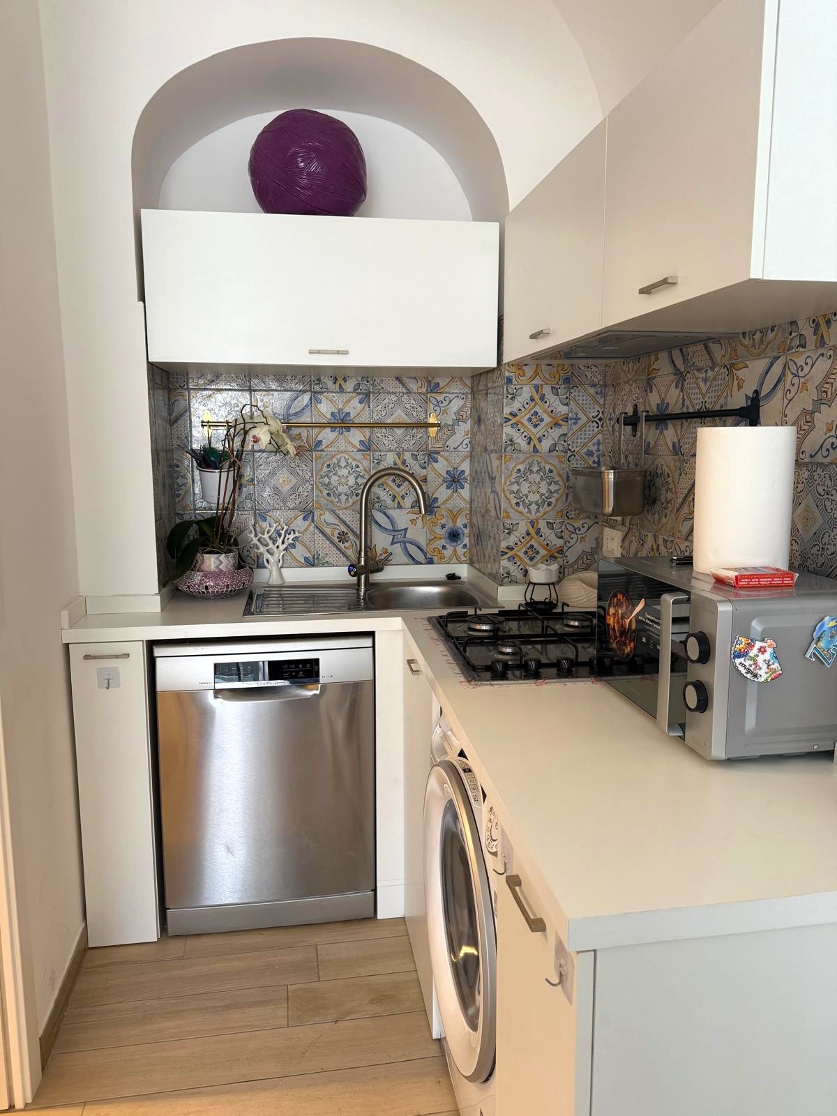 highlights.slides.2.alt