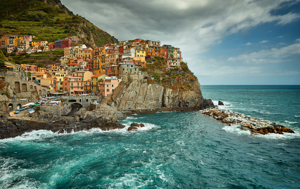 Kystvandresti der forbinder to Cinque Terre-landsbyer i Ligurien.