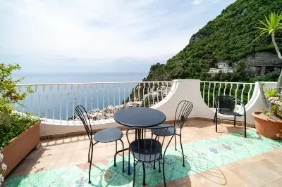 Female Sea View Dorm